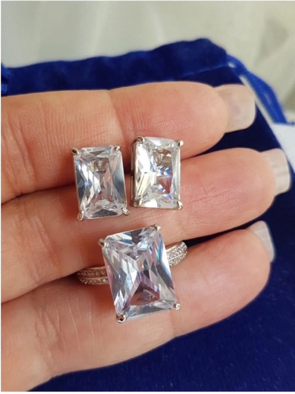 Swarovski Elements 925 Sterling Silver 6ct Emerald-cut Solitaire Ring NEW